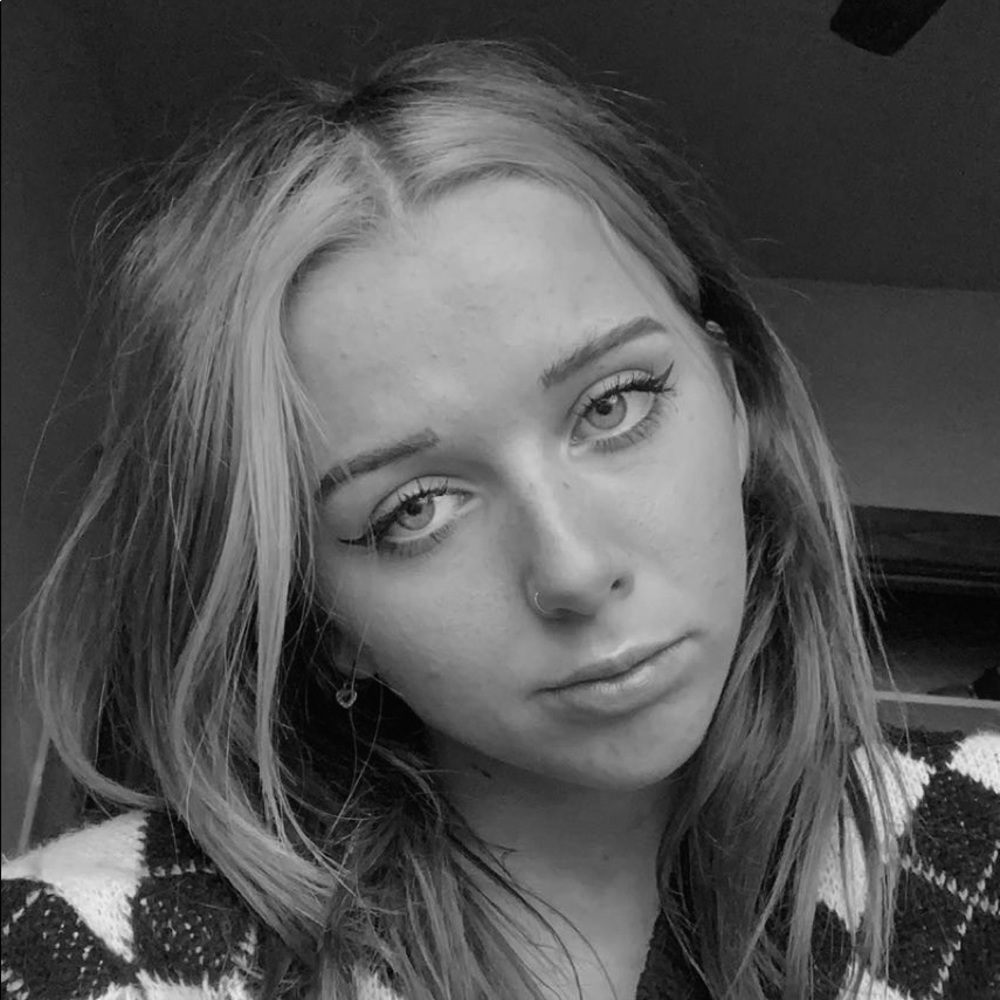 Meet your Posher, Maycie